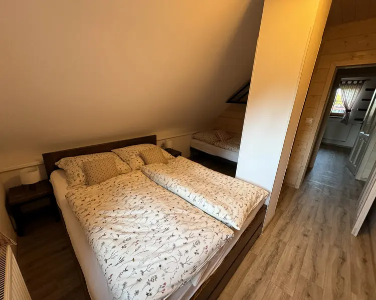 Čtvrtý podkrovní pokoj